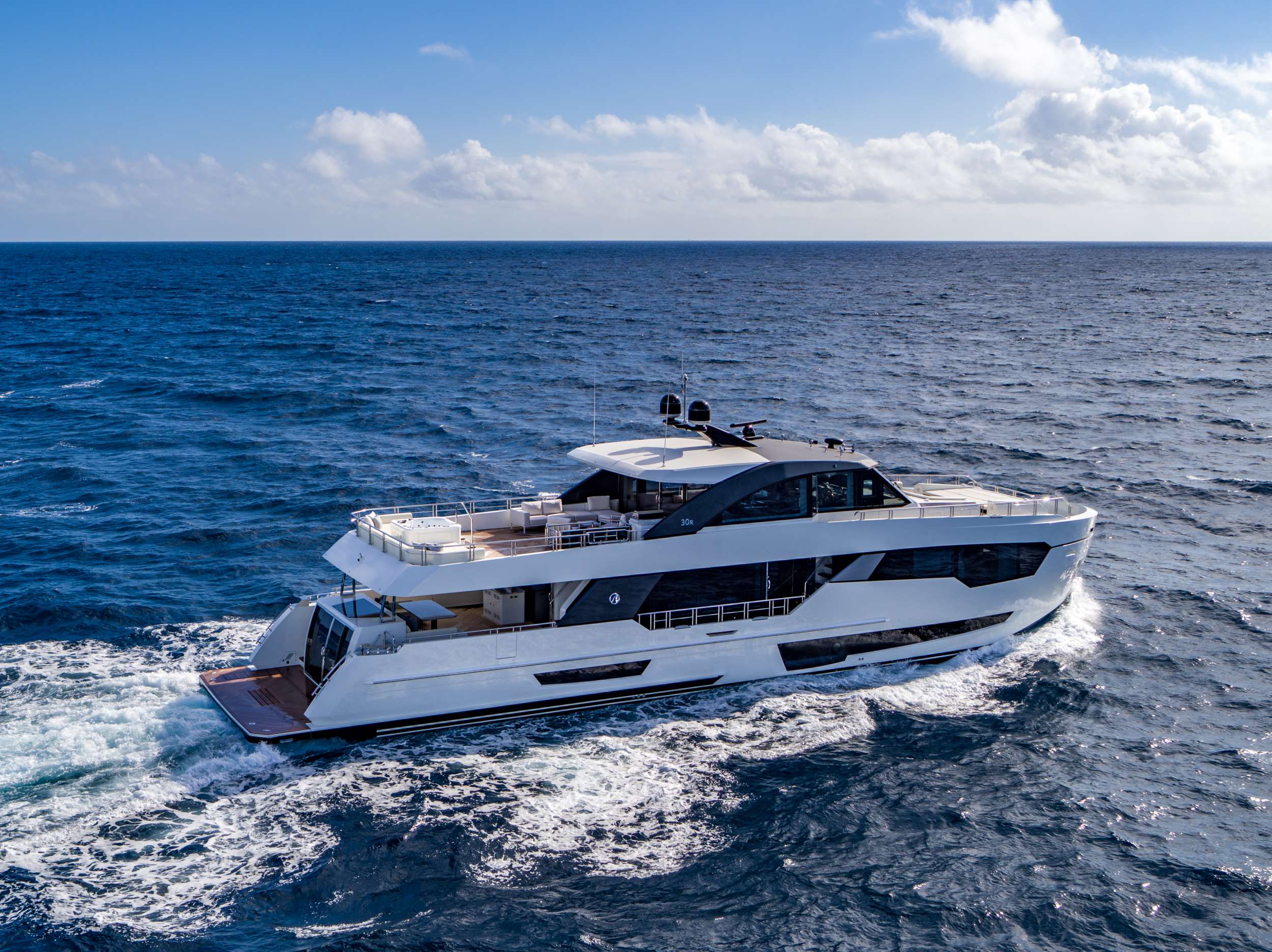Yacht Charter O | Ritzy Charters