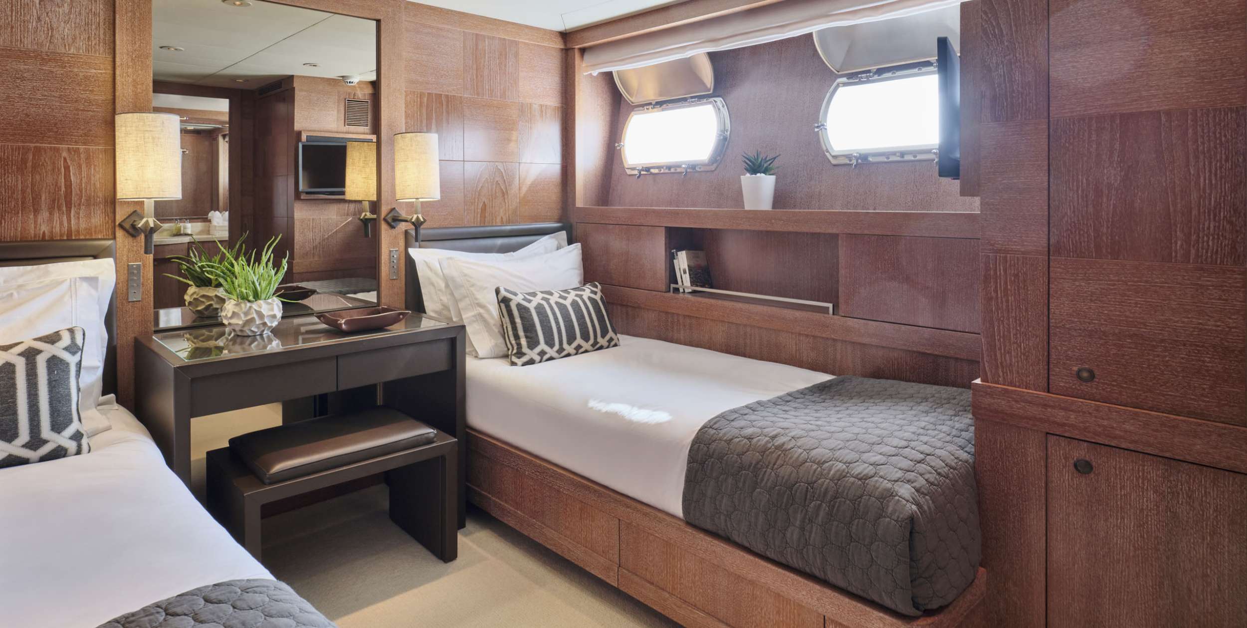 ELEMENT Yacht Charter - Twin Stateroom I