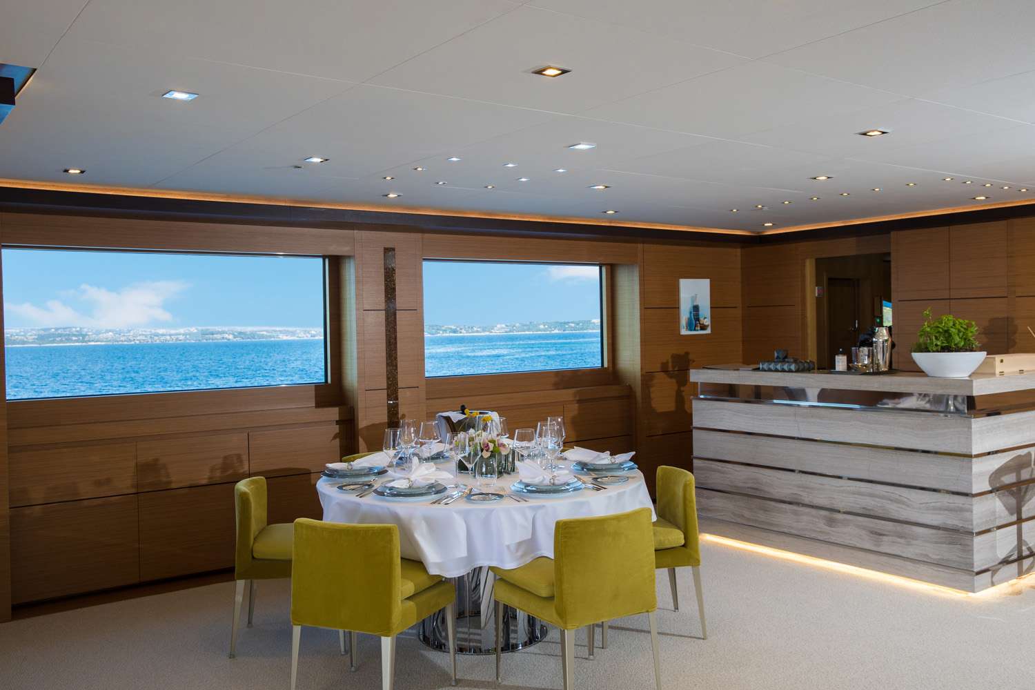 PERSEFONI I Yacht Charter - Upper deck dining