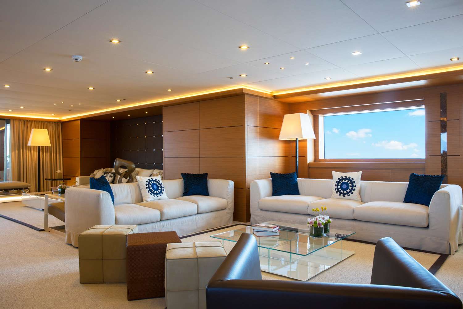PERSEFONI I Yacht Charter - Main deck salon II