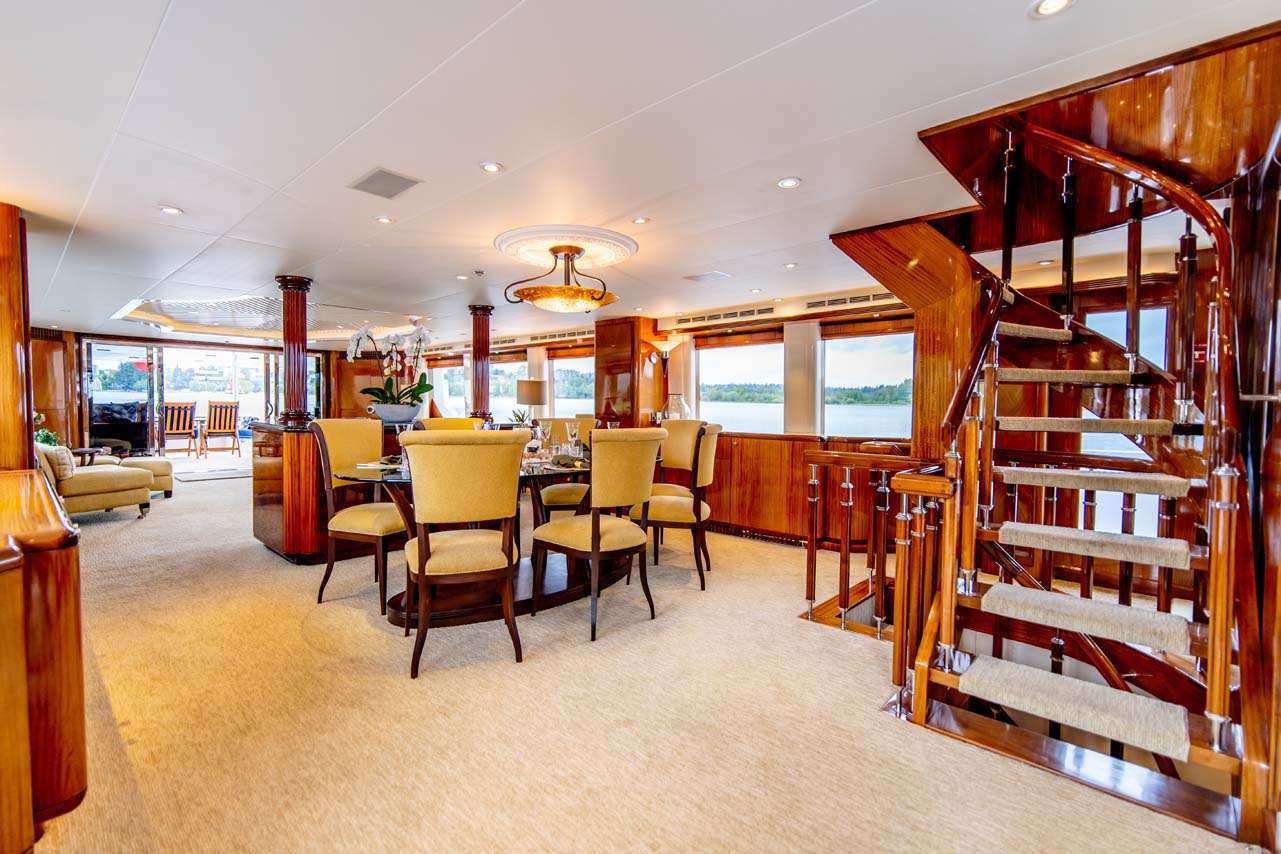 SUMMERTIME II Yacht Charter - Dining Area