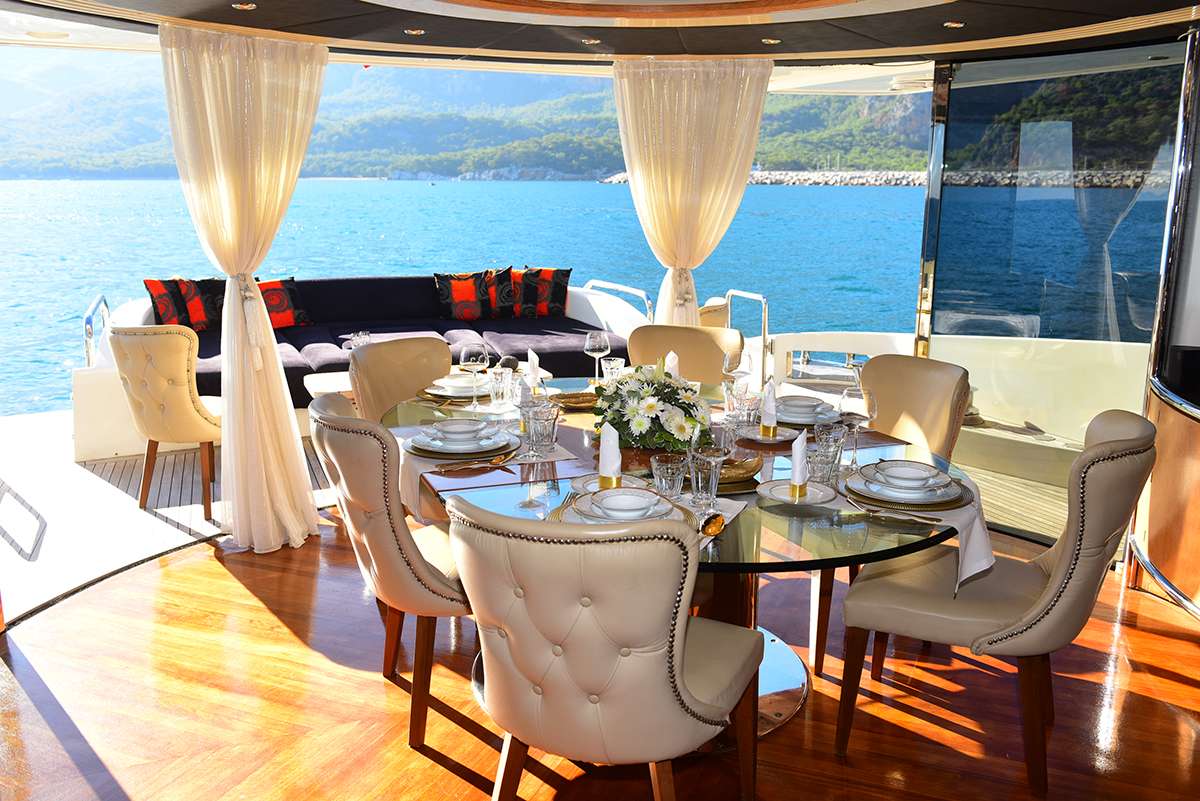 OBSIDIAN Yacht Charter - Dining Area