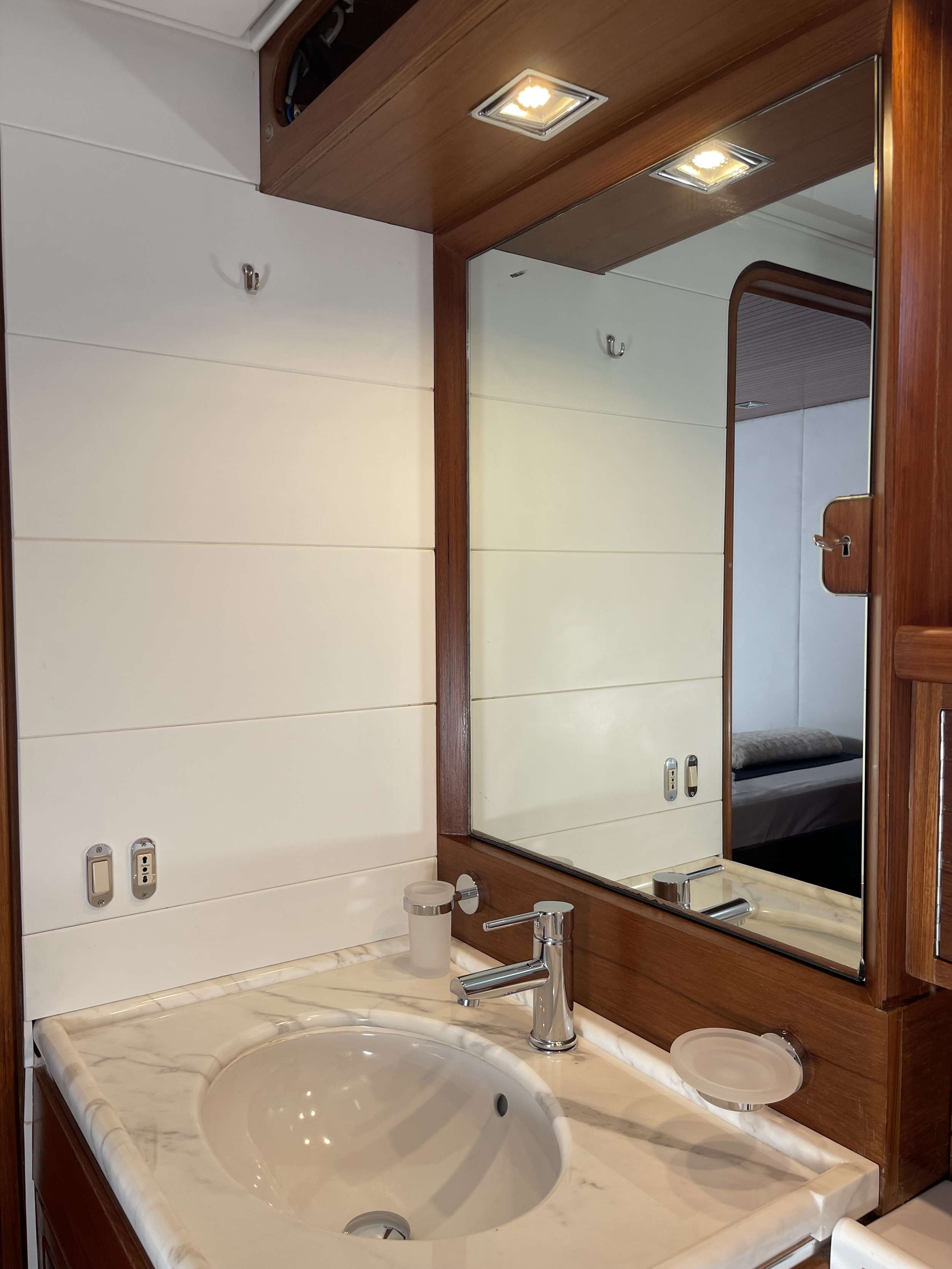 MALIZIA Yacht Charter - Guest cabin bathroom