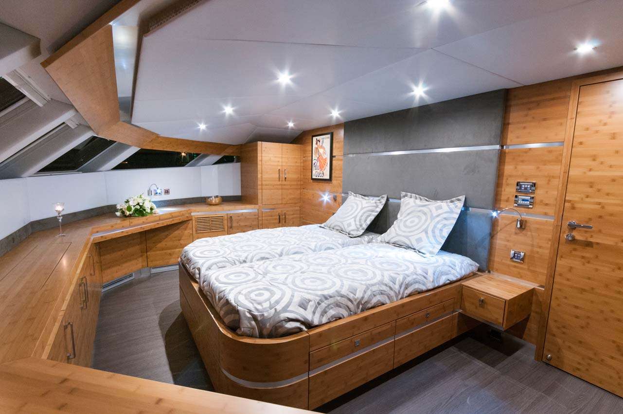 SKYLARK Yacht Charter - Owner Stateroom