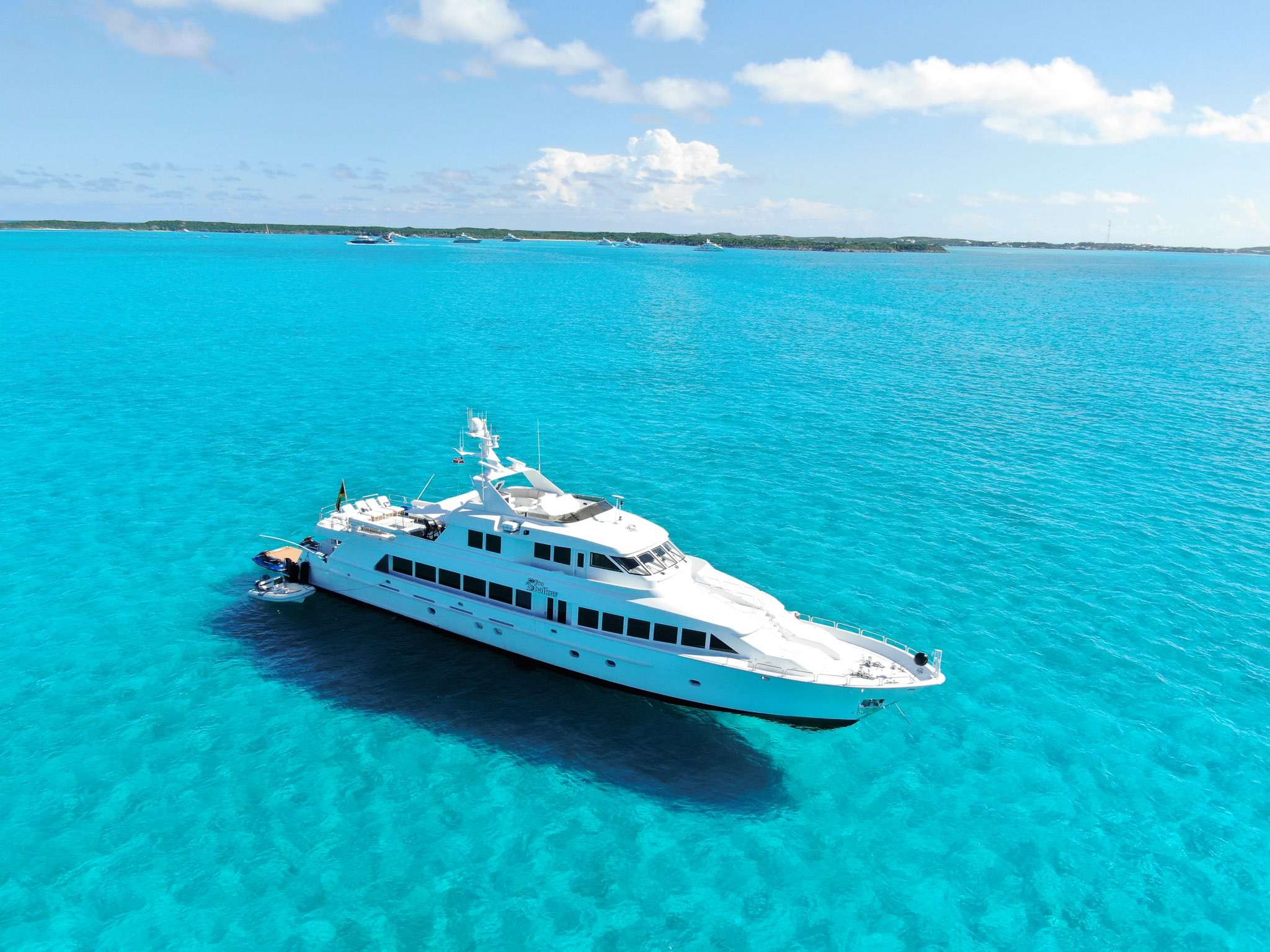 Yacht Charter Too Shallow | Ritzy Charters