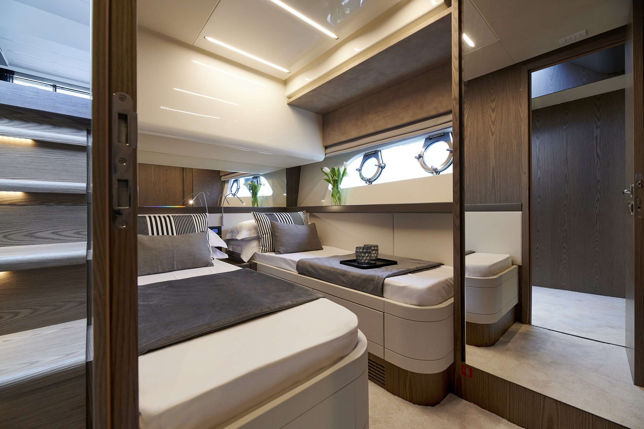 Twin cabin