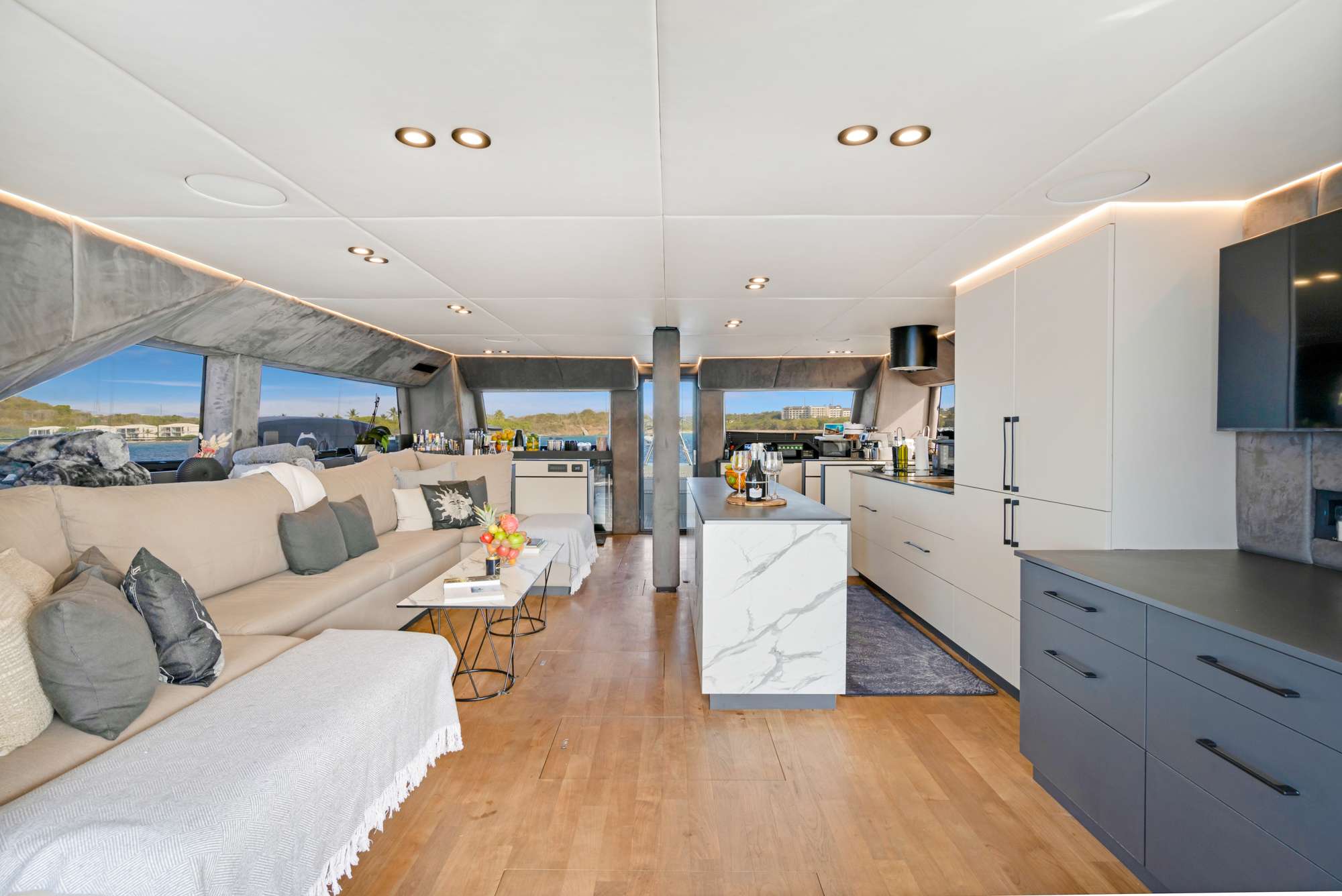 Cockpit dining area