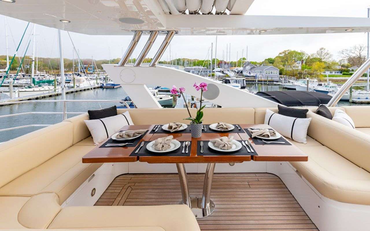 Flybridge Dining Area