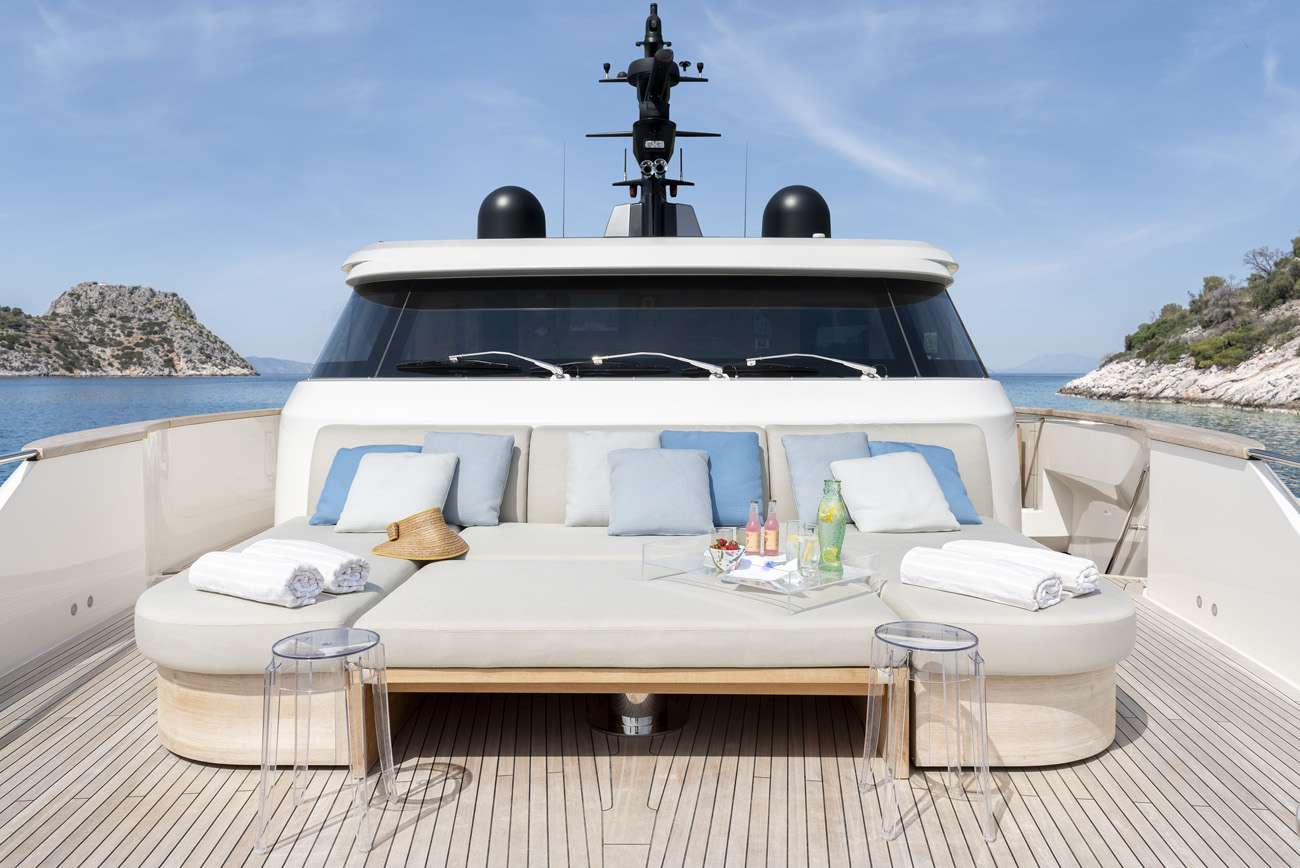 FATSA Yacht Charter - Foredeck sun pads
