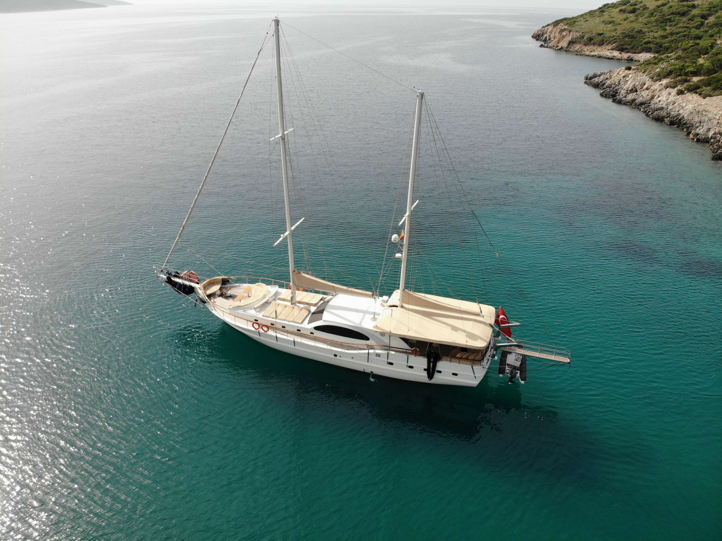 Queen of Sea | Photo 10