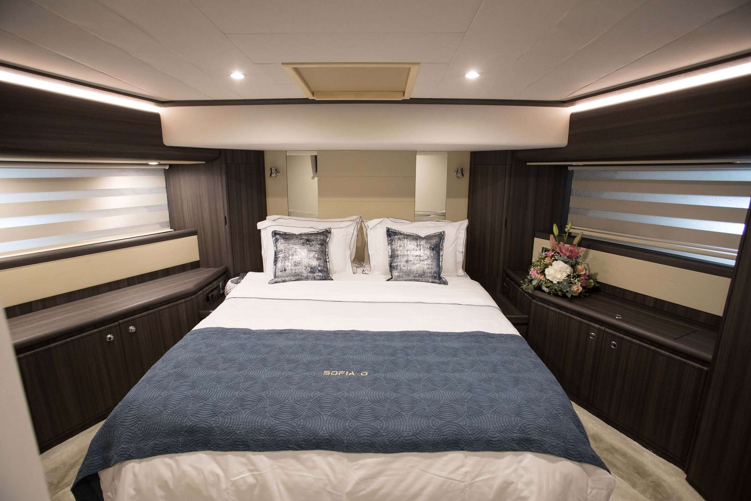 SOFIA D Yacht Charter - VIP cabin