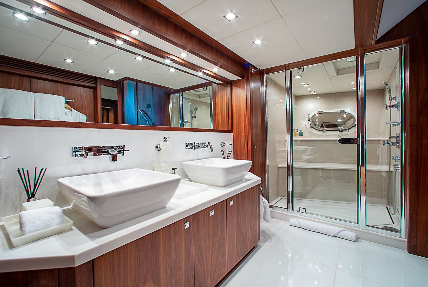 ACACIA Yacht Charter - Master Bathroom