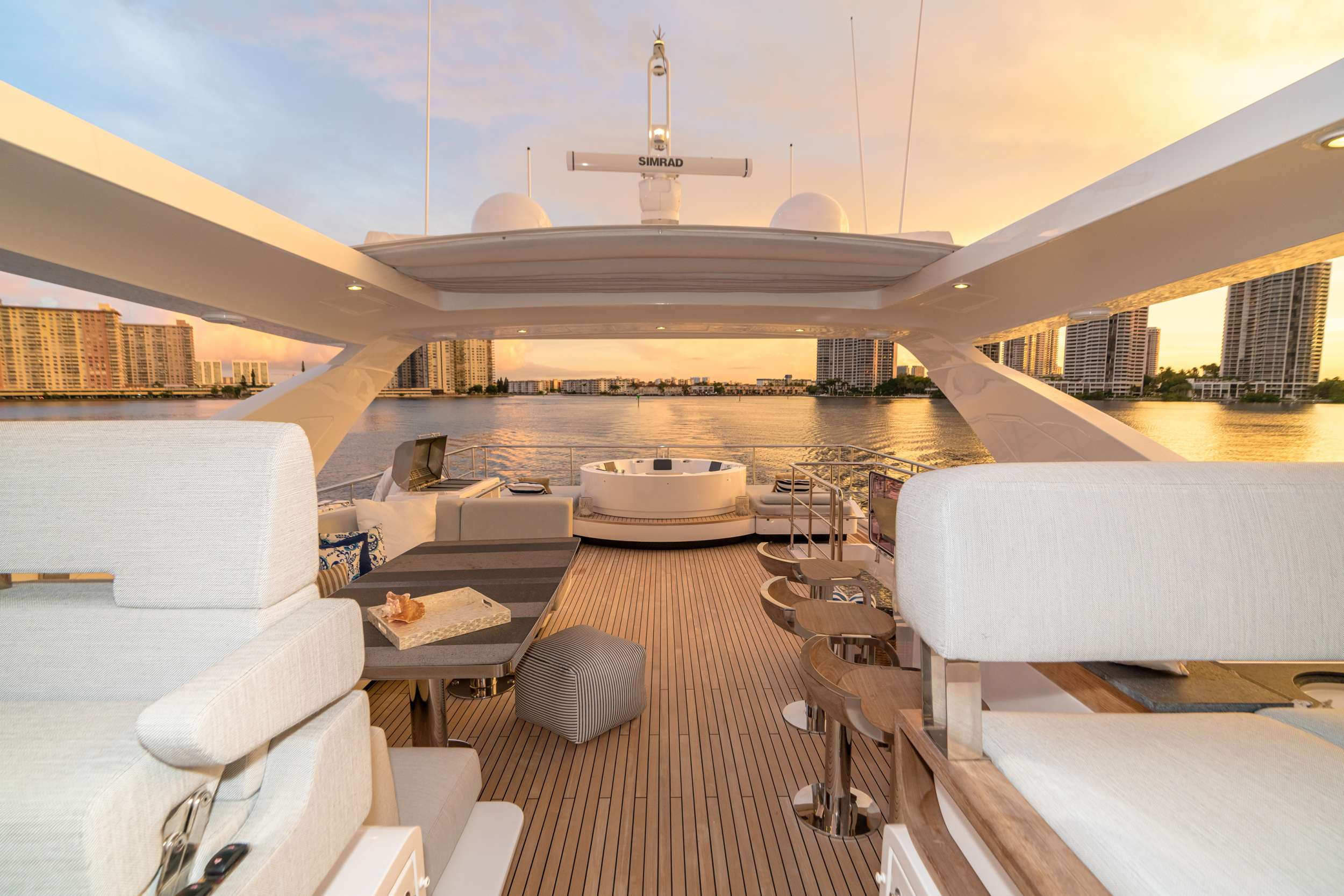 MAJESTIC MOMENTS Yacht Charter - Top deck