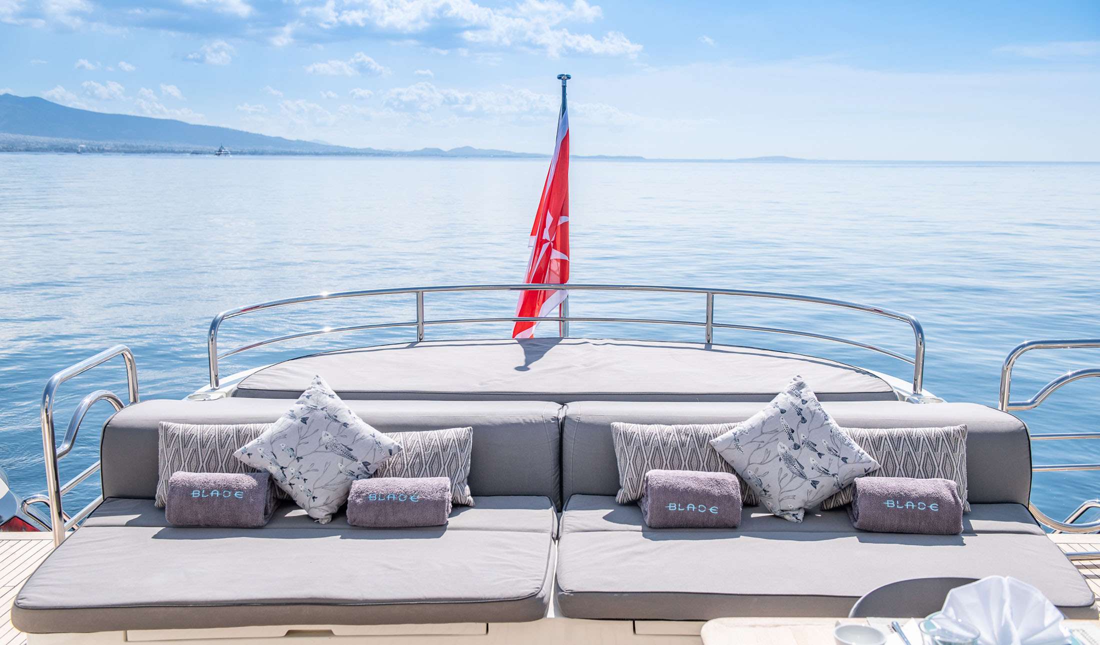 Main Deck Aft Sunpads