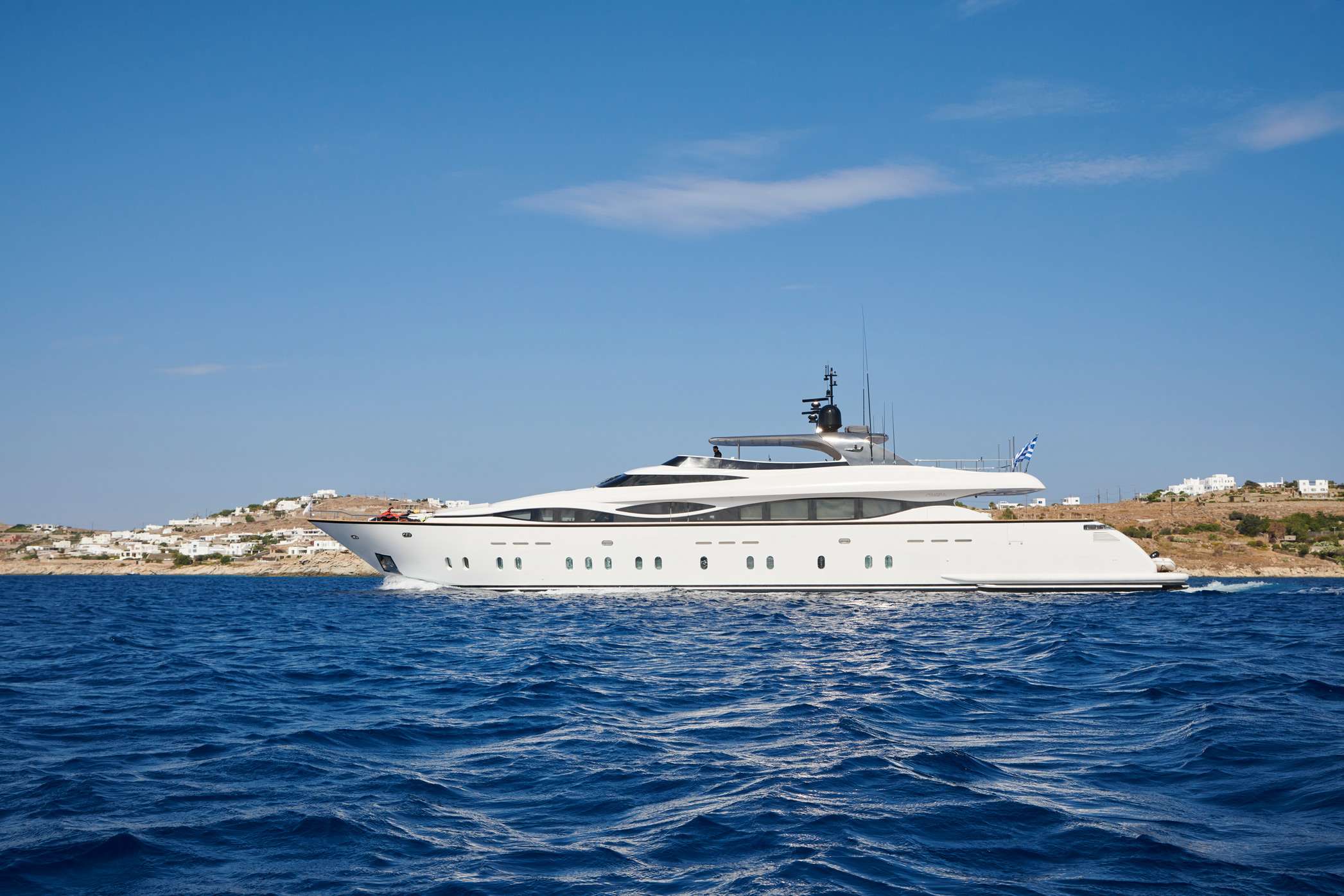 motor yacht liva