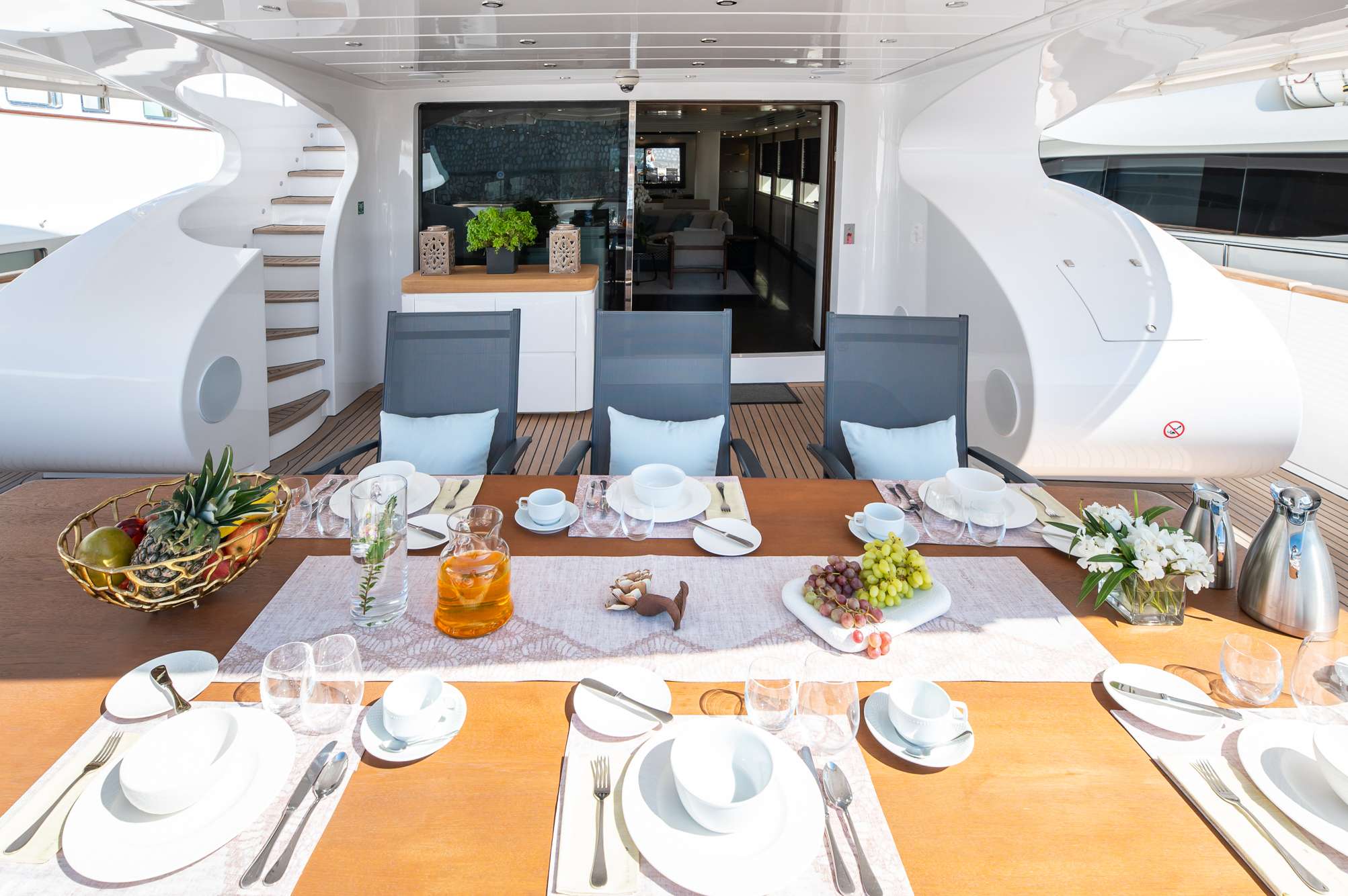 LIVA Yacht Charter - Dining Table