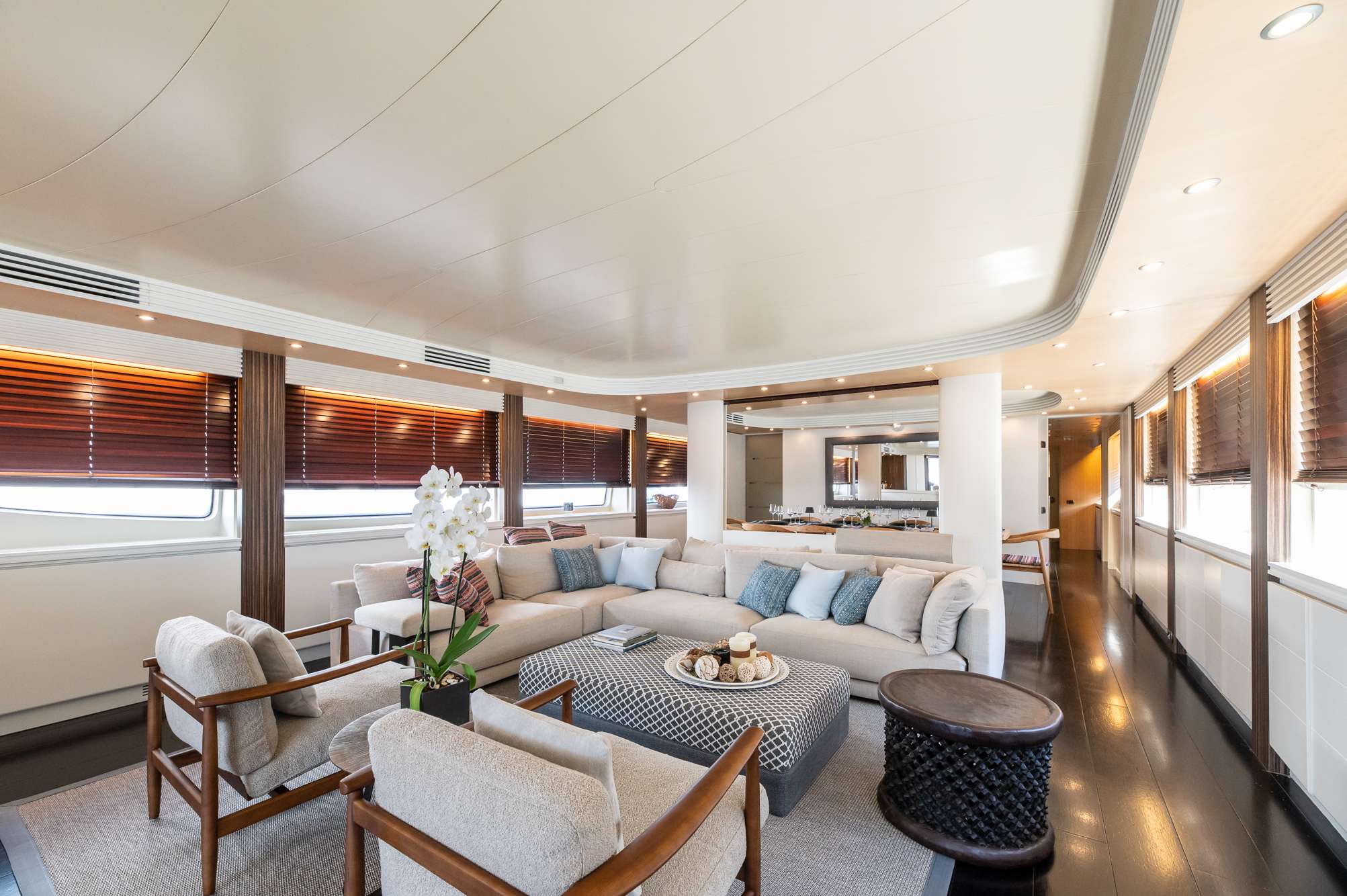 LIVA Yacht Charter - Main Deck Salon