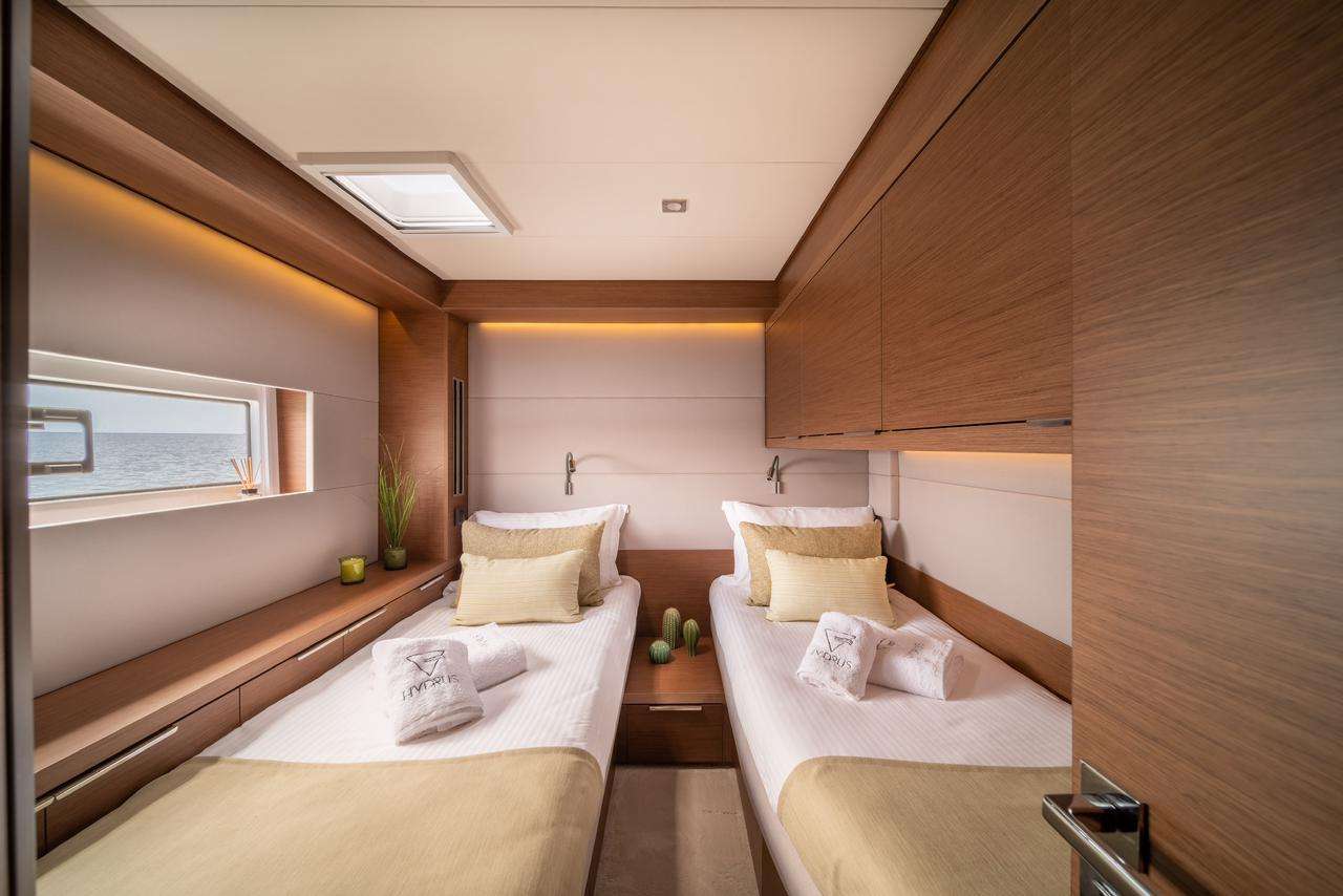 Twin cabin