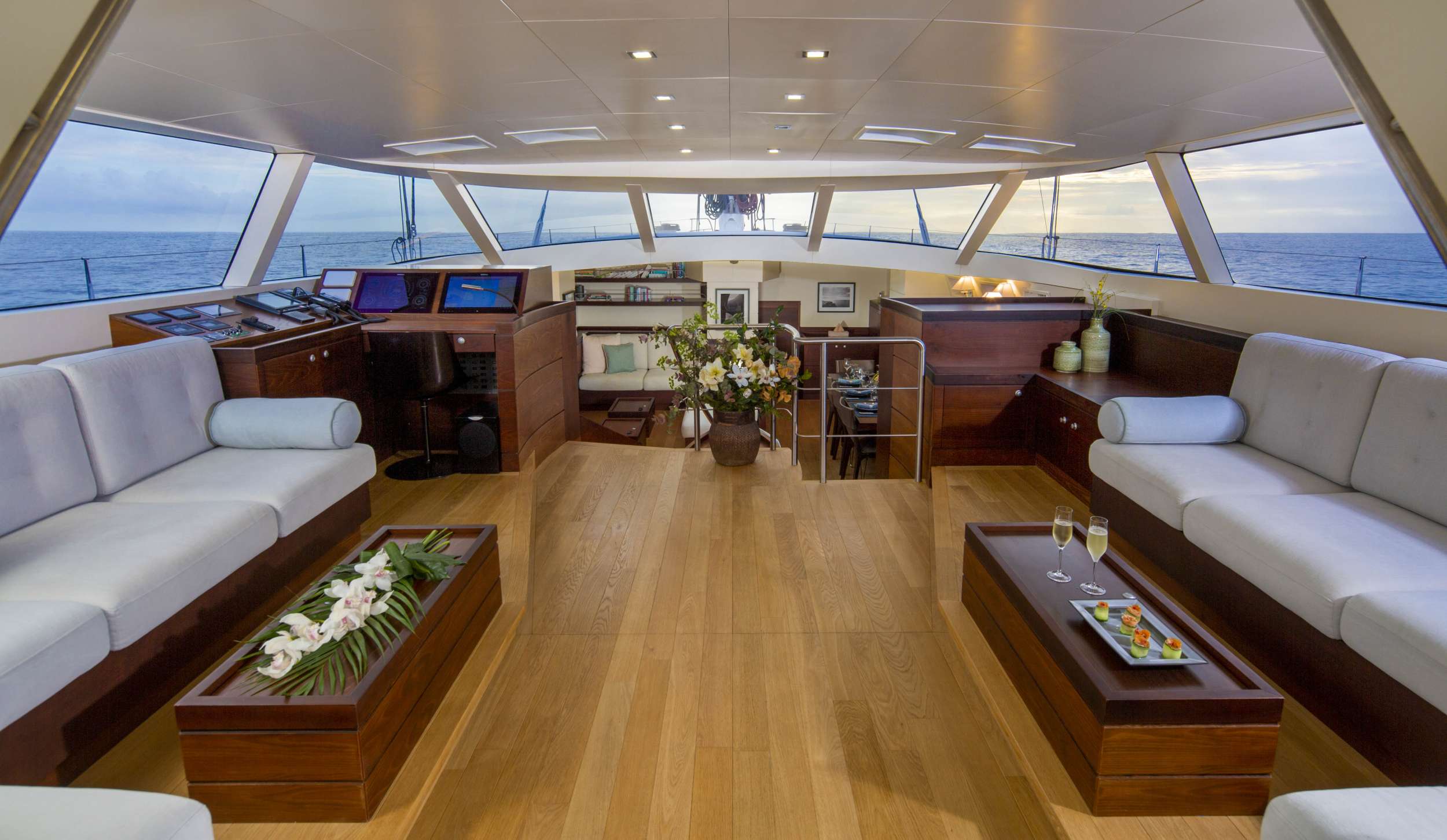 RADIANCE Yacht Charter - Large upper salon offers panoramic views