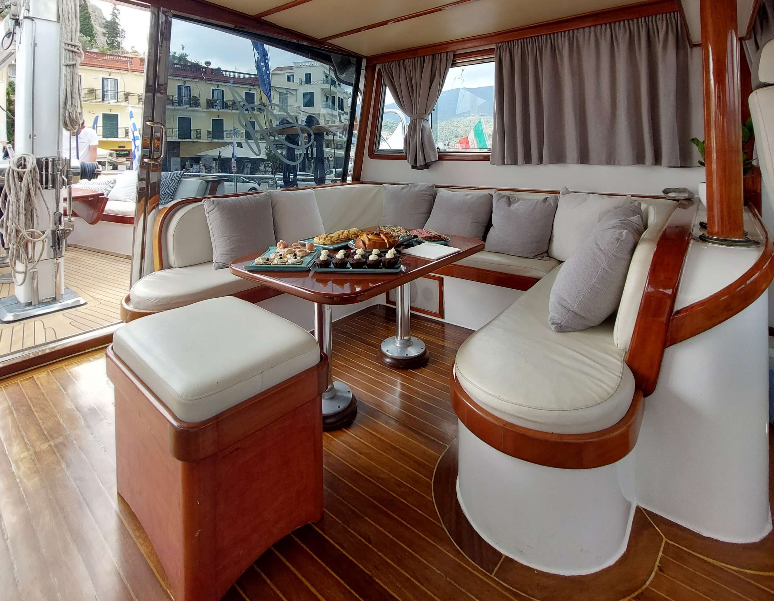 ANEMOS Yacht Charter - Upper Salon