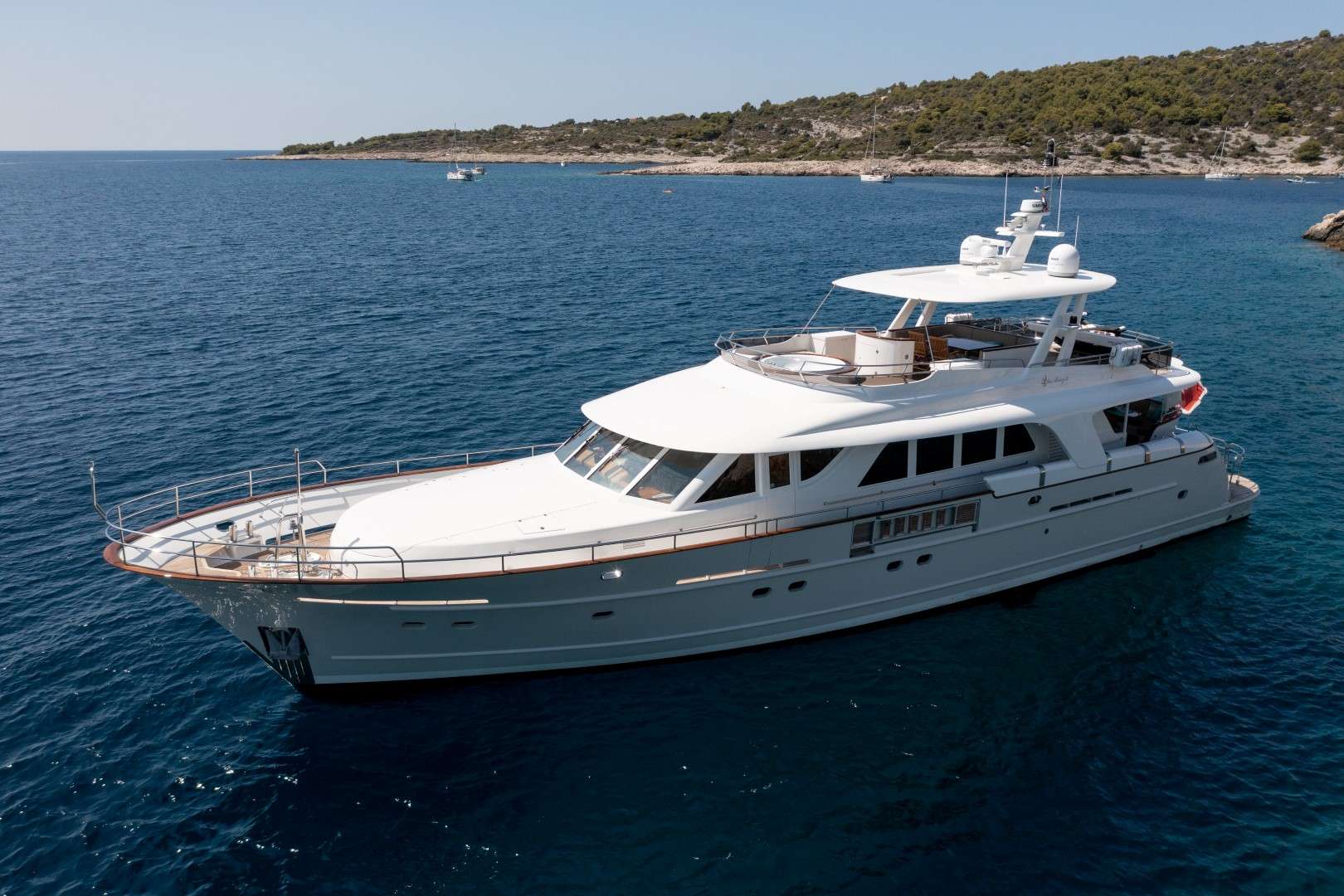 Yacht Charter SEA BREEZE II | Ritzy Charters