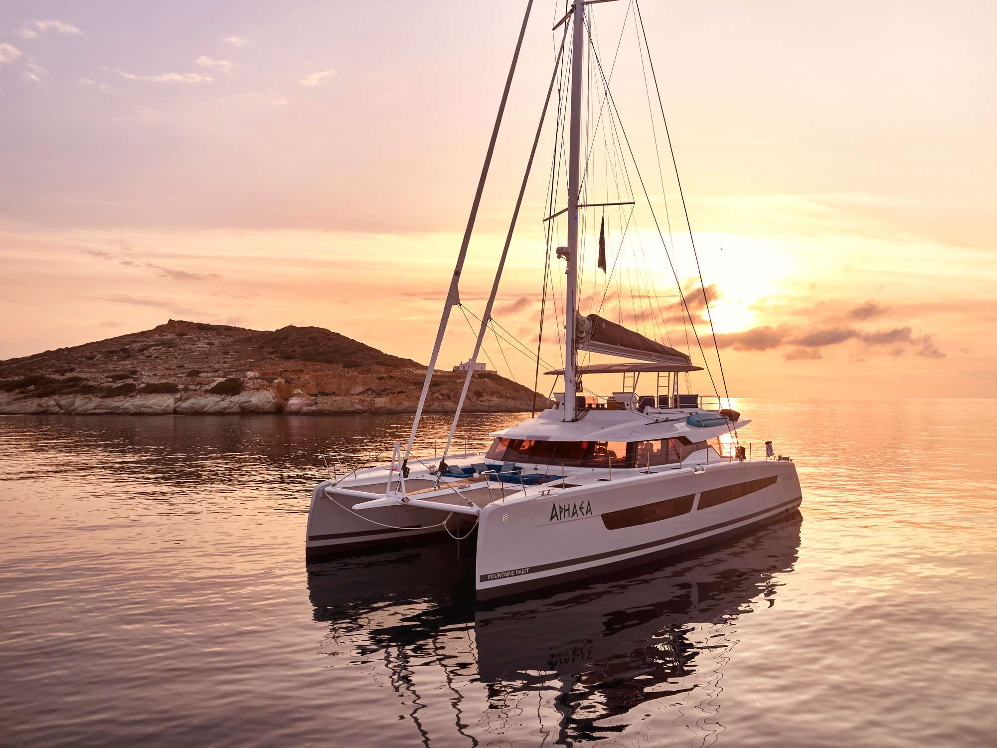 Yacht Charter APHAEA | Ritzy Charters