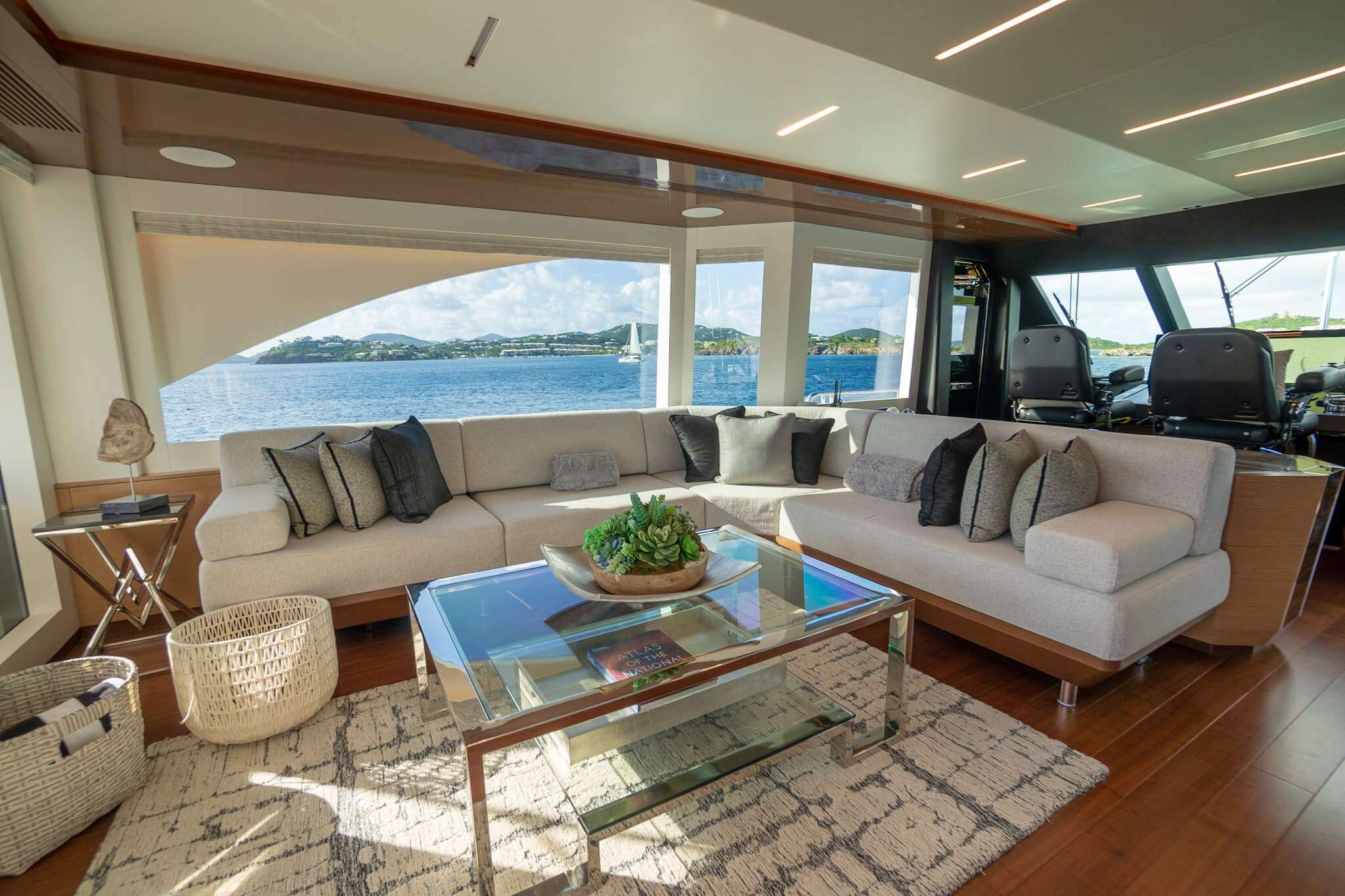 CHILLAXIN Yacht Charter - Sky Lounge