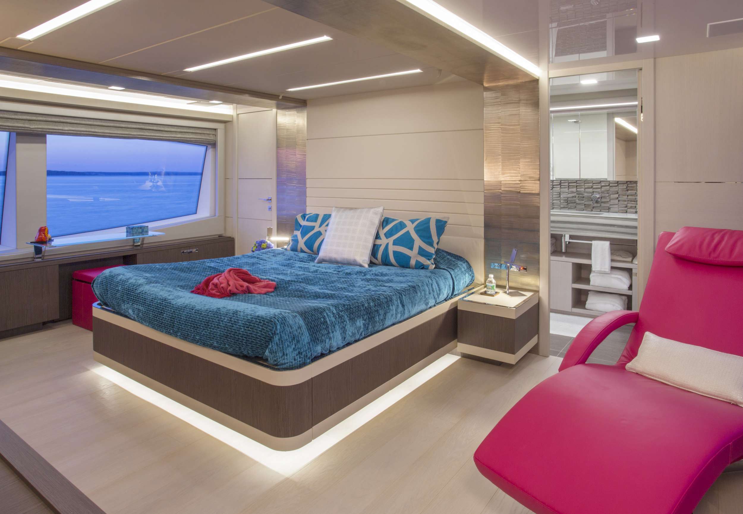 ALANDREA Yacht Charter - Master Stateroom