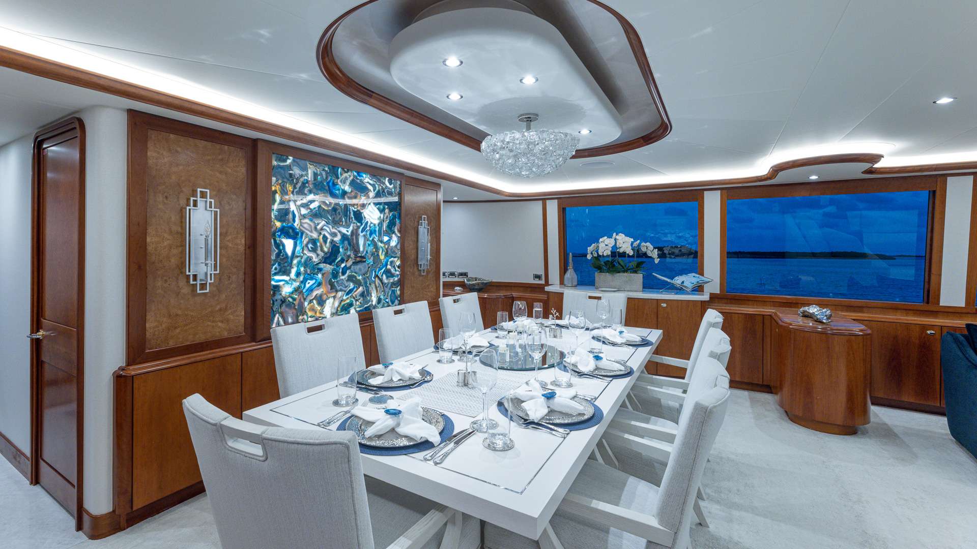 NO SHORTCUTS Yacht Charter - Formal Dining