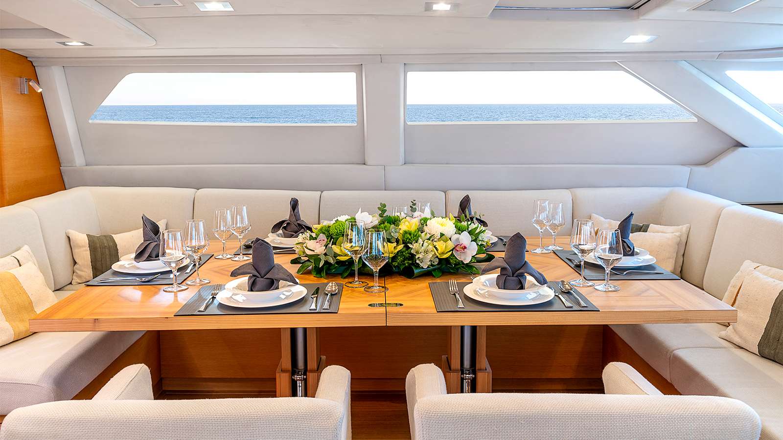 BLACK LION Yacht Charter - Dining area