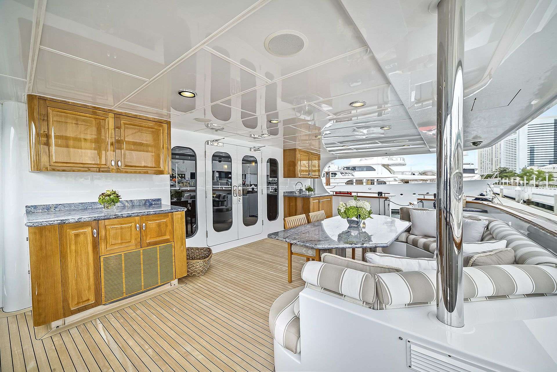 ARTEMIS Yacht Charter - Aft Deck