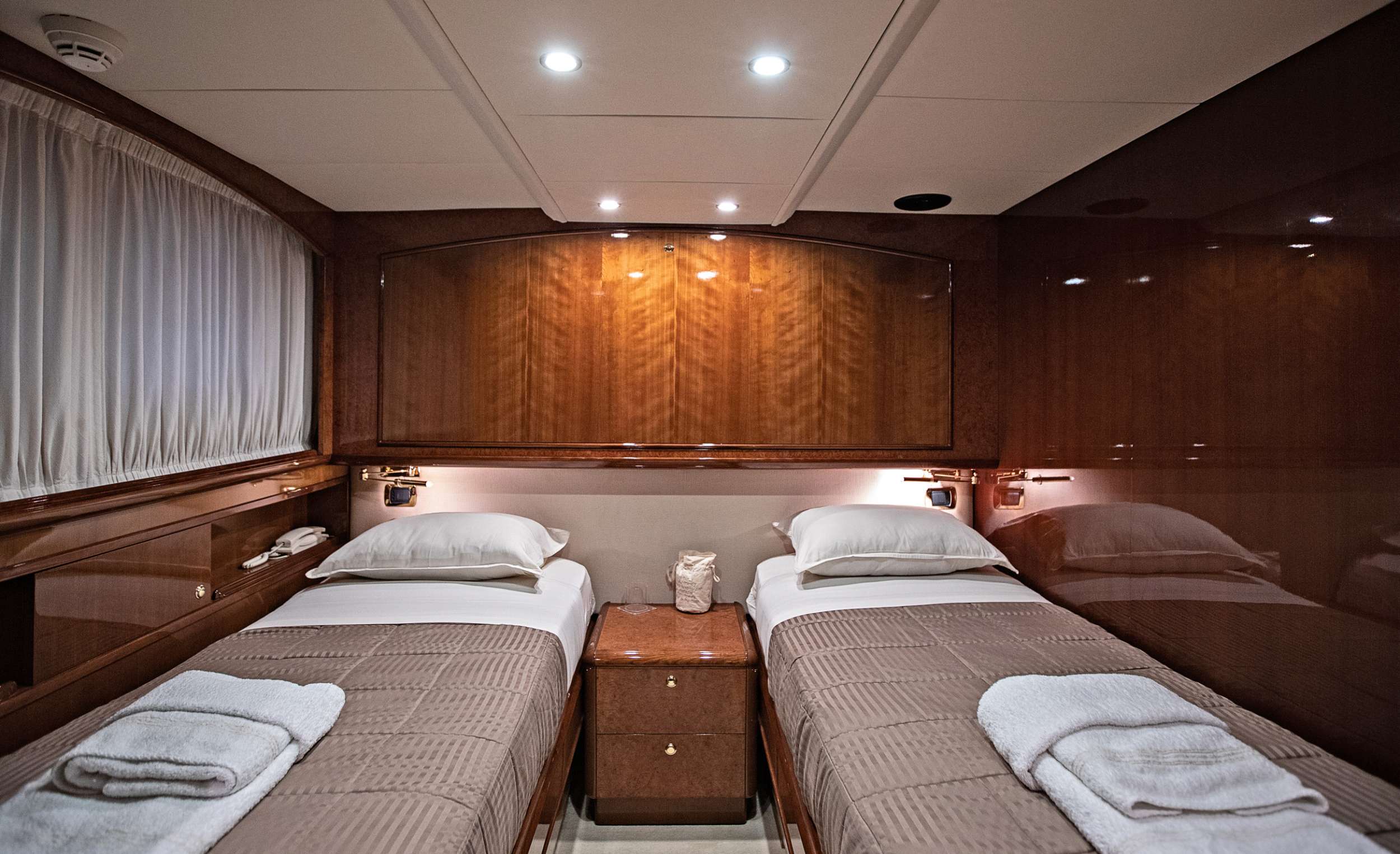THEION Yacht Charter - Twin cabin II other view
