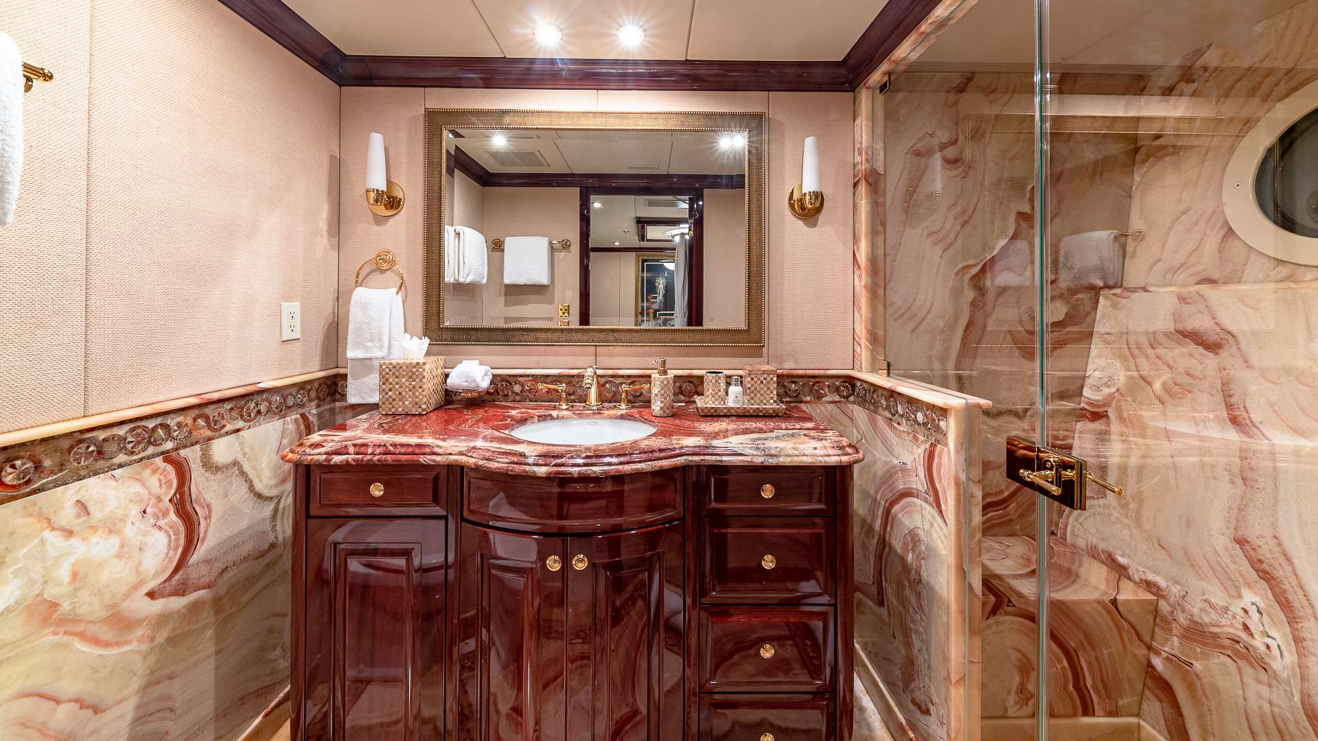 Ensuite