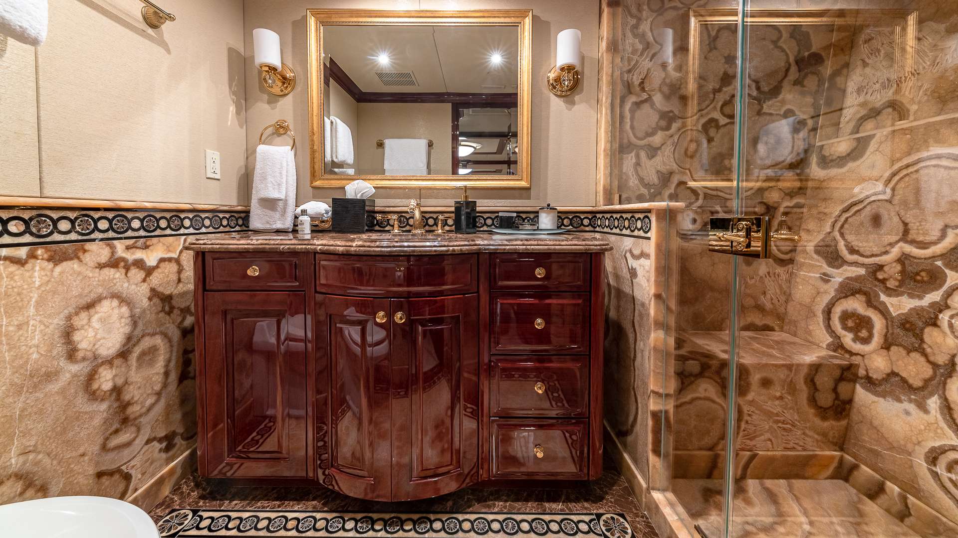 Ensuite