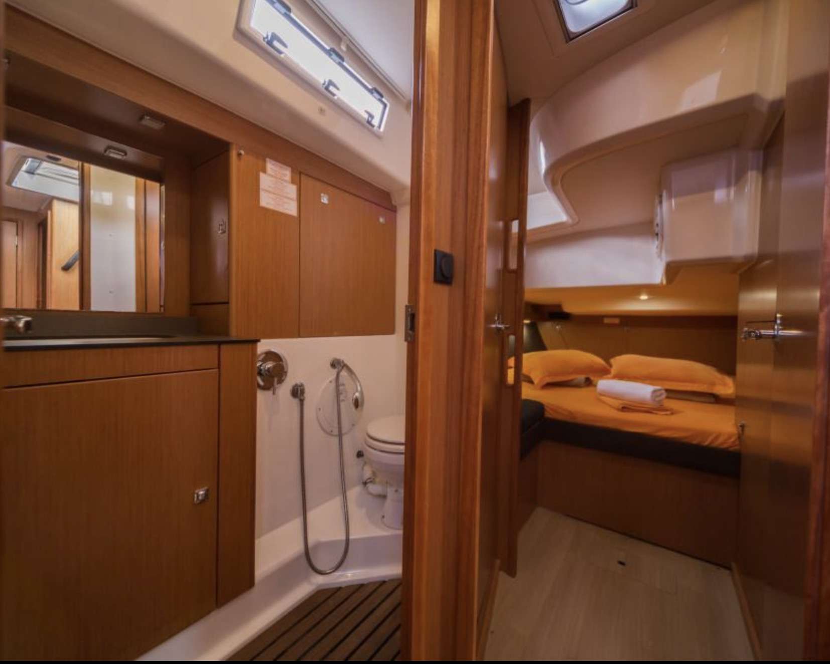 Aft Starboard Cabin and Bathroom