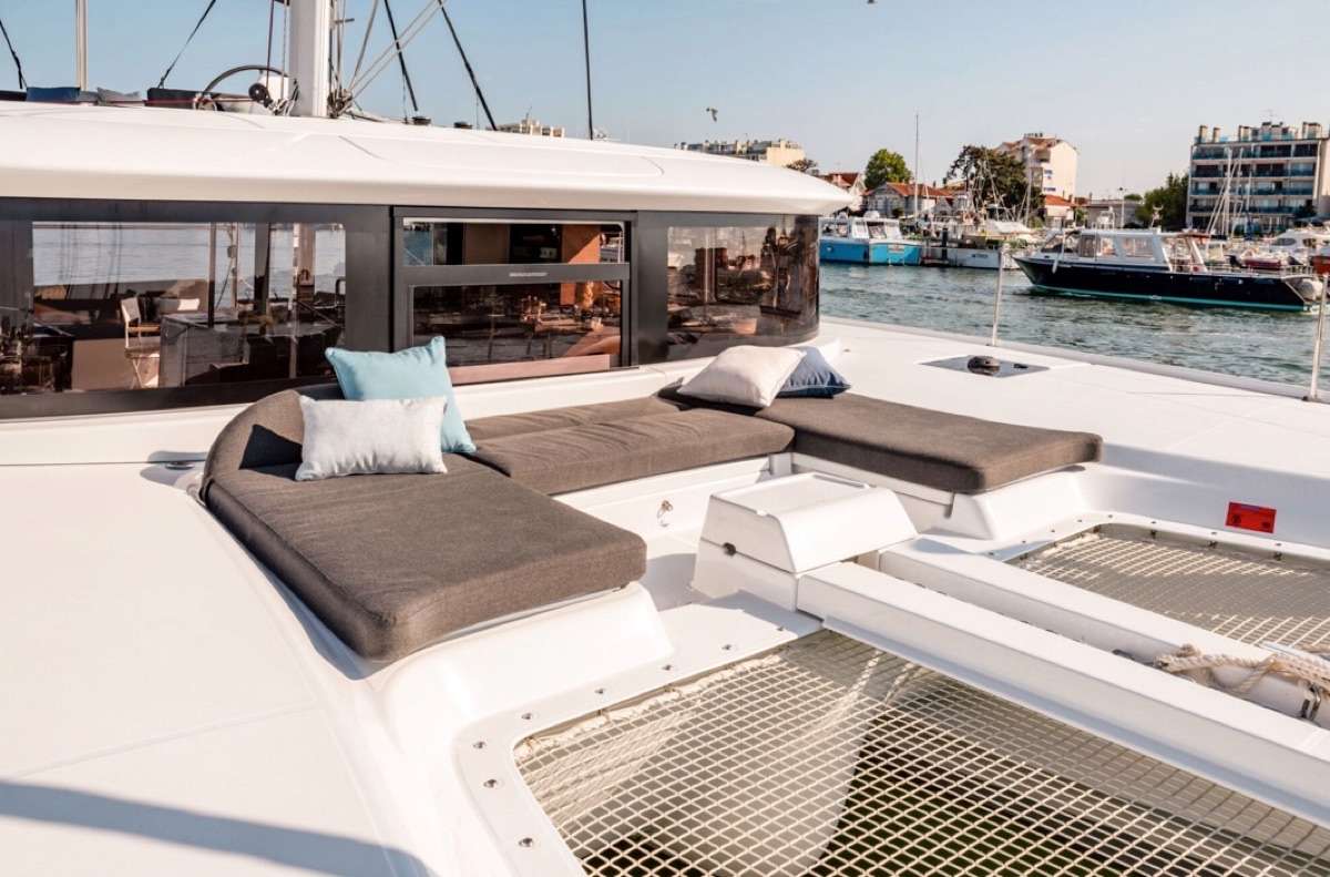 Aren't We Lucky Yacht Charter - Foredeck lounge area