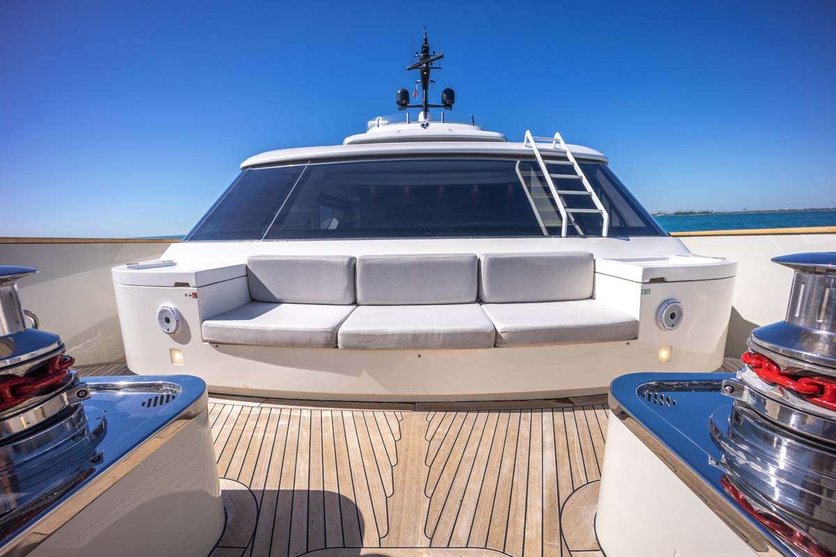 PHOENIX Yacht Charter - Forward Sunpads