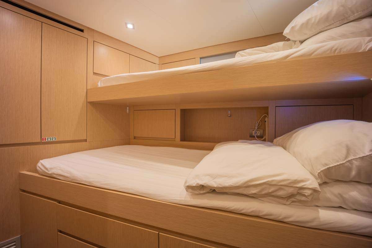 PHOENIX Yacht Charter - Guest Stateroom