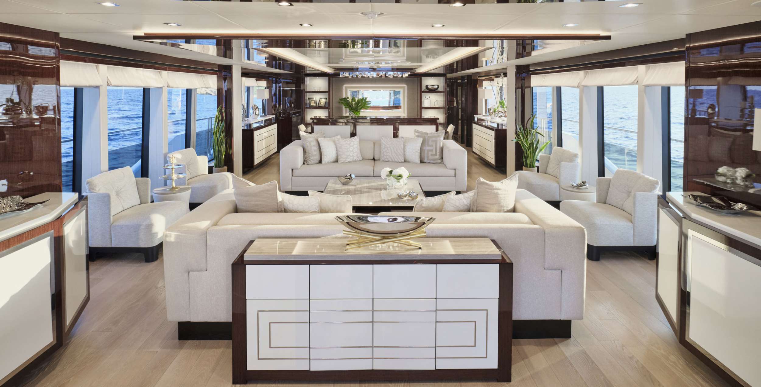 AQUA LIBRA Yacht Charter - Upper Deck Salon