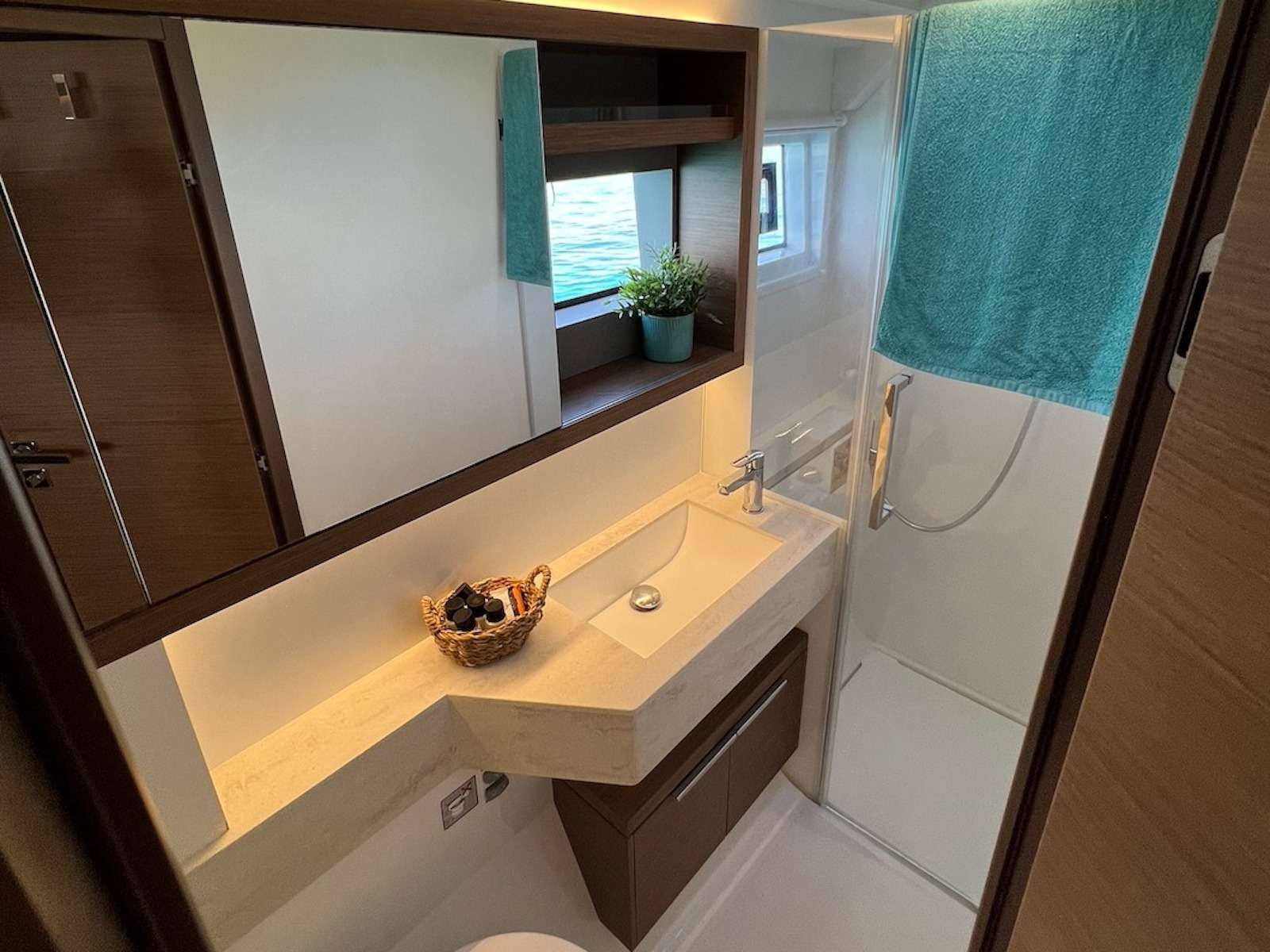 SOPHIA Yacht Charter - Bathroom