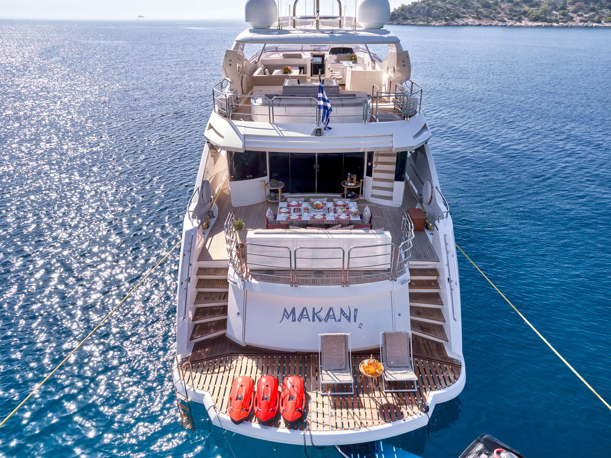 motor yacht MAKANI II