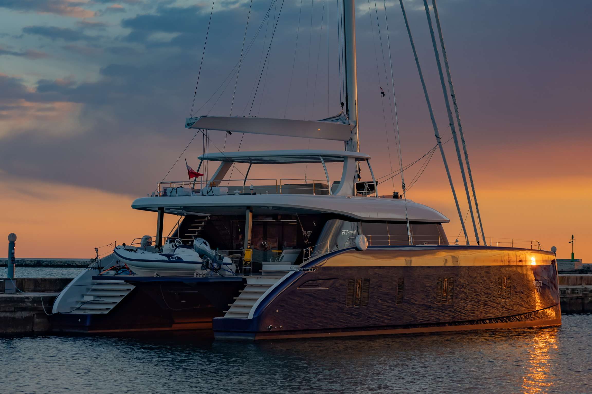 78′ Sunreef Yachts Sunreef 80 Fantastic Too For Charter