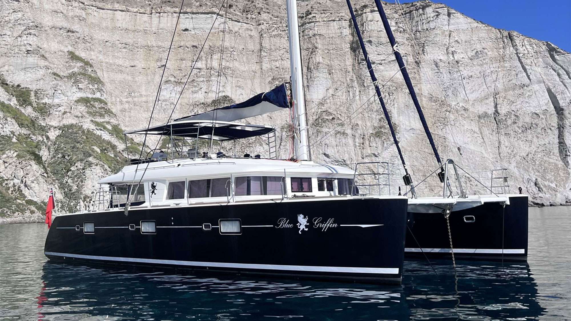 Yacht Charter Blue Griffin | Ritzy Charters