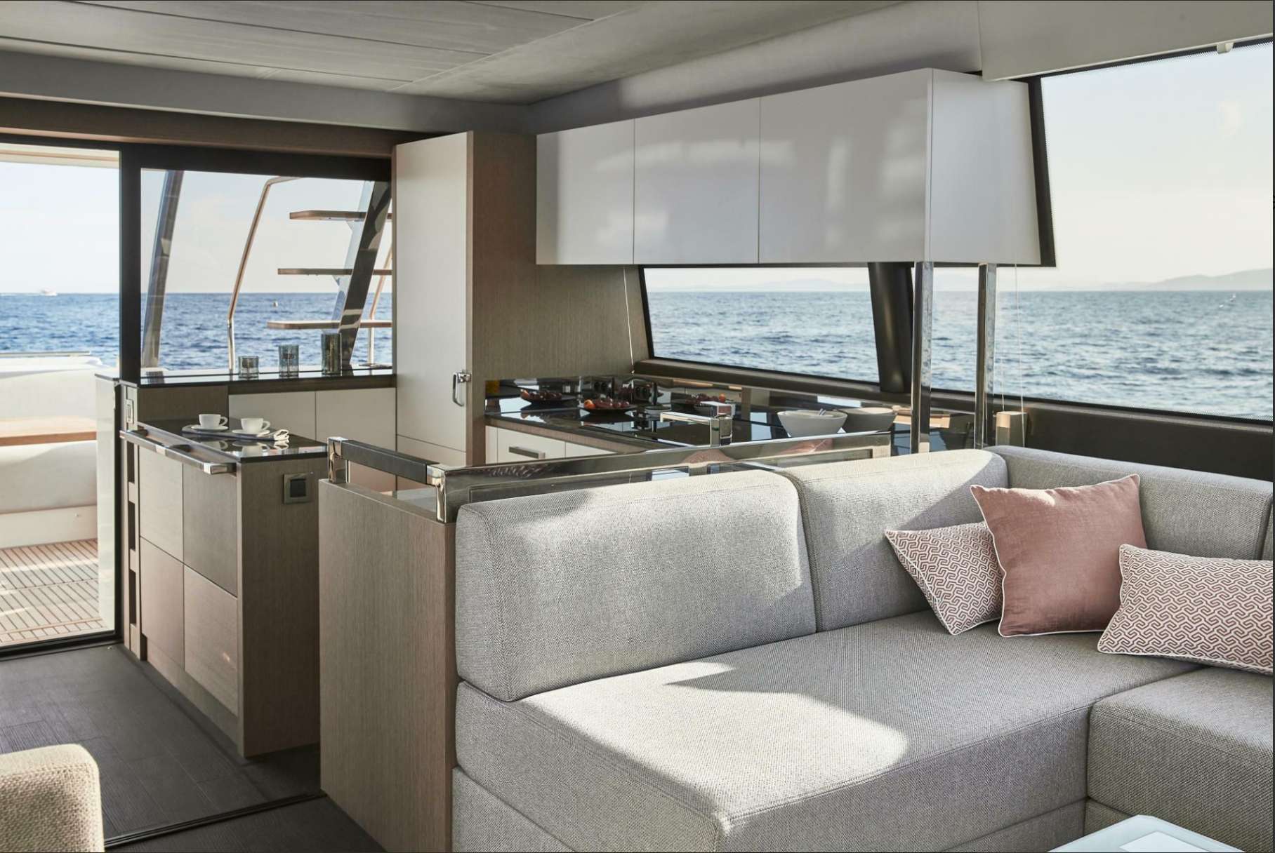 Bazinga Prestige 690 Galley