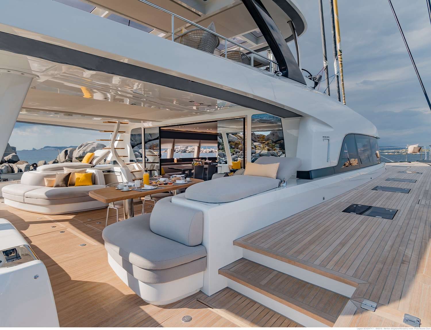 SYLENE Yacht Charter - Large cockpit &amp; sunbathing areas