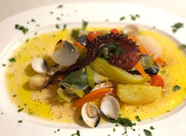 LOOMA Sample Menu item