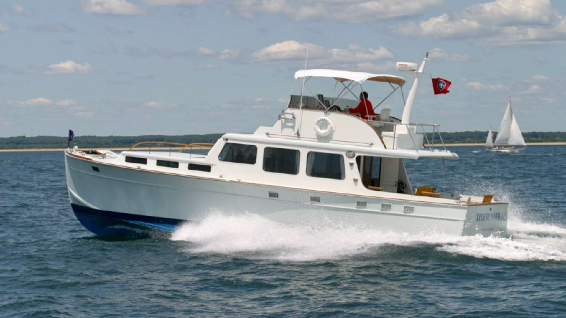 Yacht Charter TIDERUNNER | Ritzy Charters