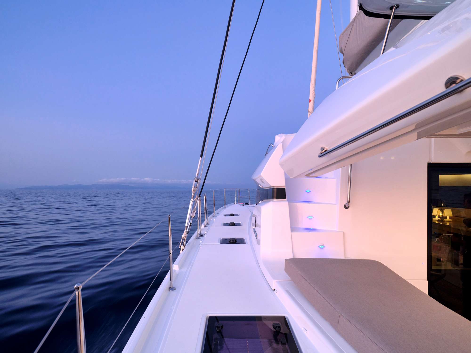 EFKRATI Yacht Charter - Sailing