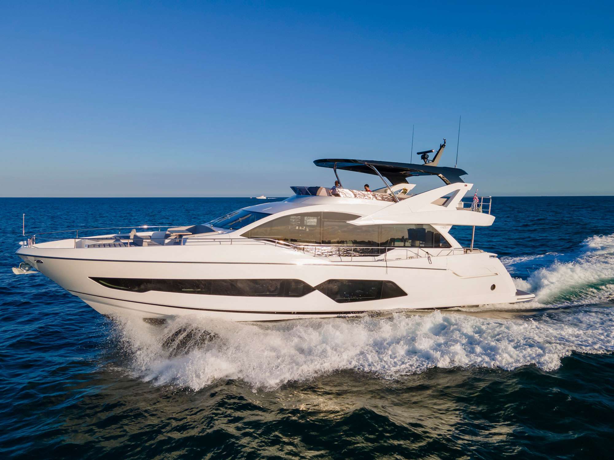 Yacht Charter Milamo | Ritzy Charters