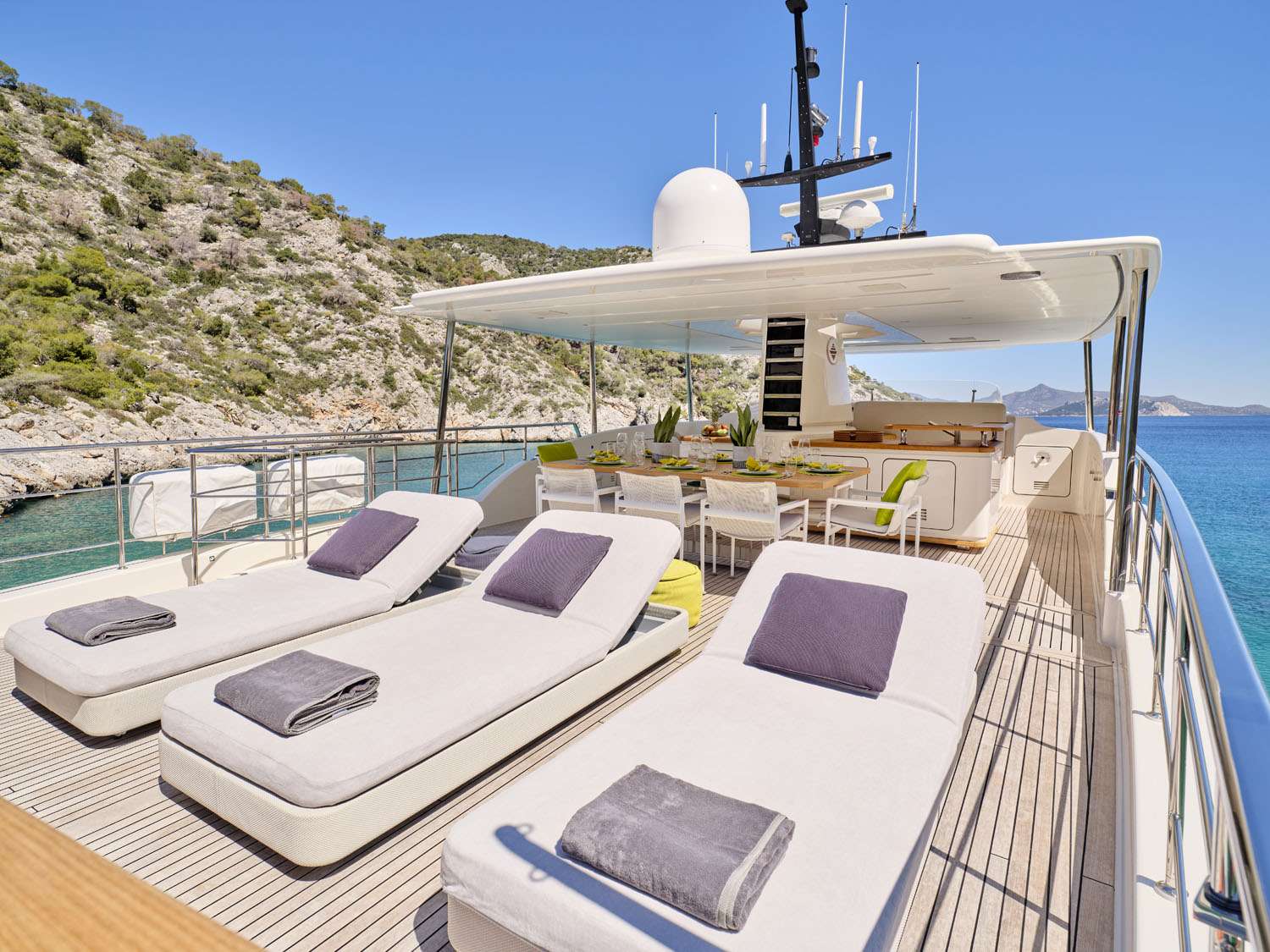 FLOR Yacht Charter - Sun Deck Lounge Area